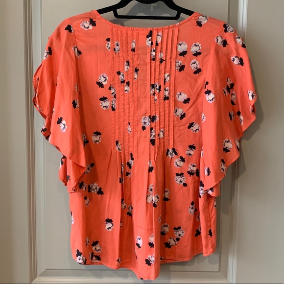 Like new! Anthropologie boho floral top! - Picture 4 of 6